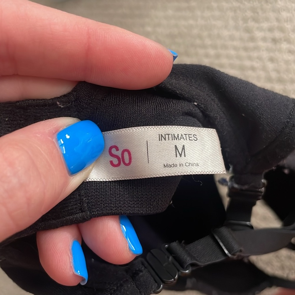 Medium Bra - Picture 3 of 3